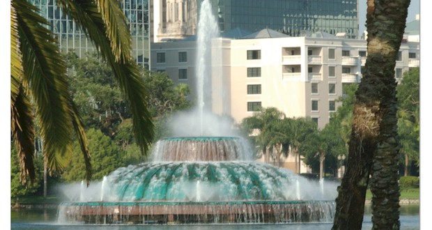 Is Orlando a Popular Place to Live?  Views of the Iconic Lake Eola Fountain in Downtown Orlando.